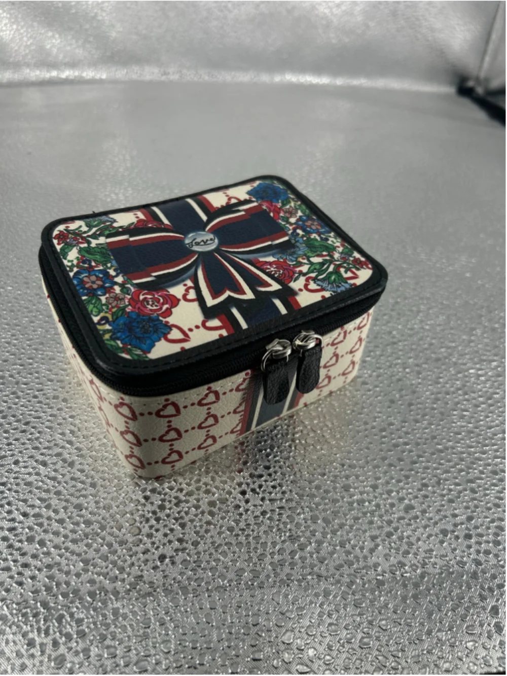 brighton jewelry case White Red
